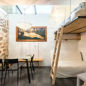  Appartamento Attractive 25 M2 In A District