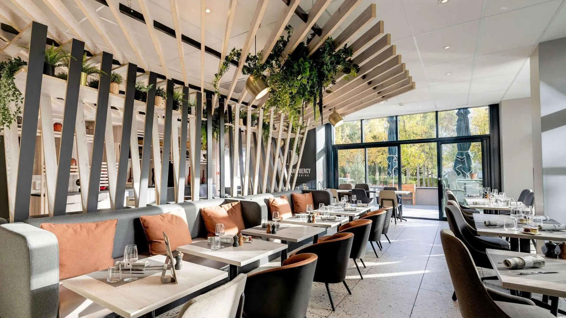 Novotel Paris Centre Bercy 4*,  Francja
